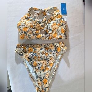 Cupshe Live Life on The Beach Bikini Floral Size Small 2 Piece Swim Suit